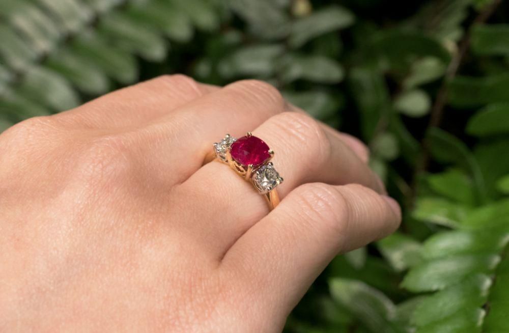 villagegoldsmiths.com